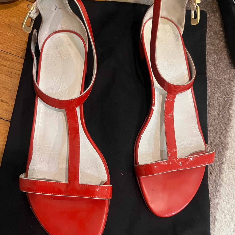 Salvatore Ferragamo Sandals good condition and very beautiful
